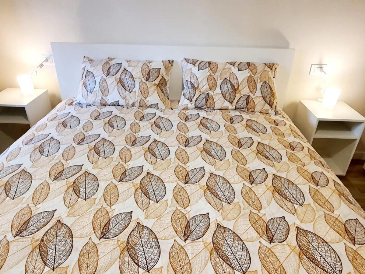 Residenza La Ruga Matilde & Eleonora Apartments Lake Вербания Екстериор снимка